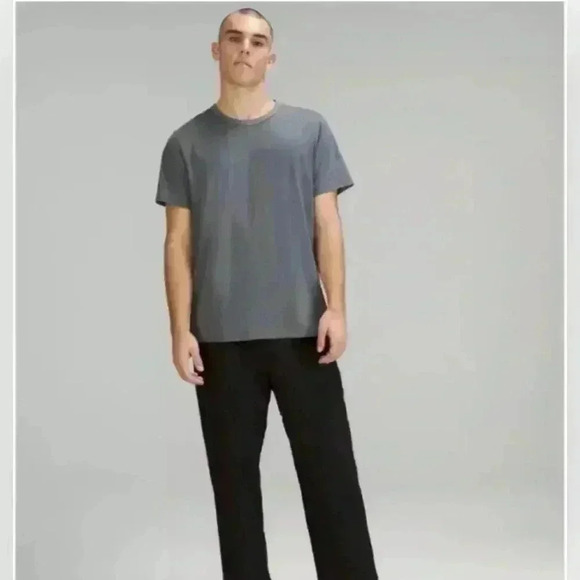Lululemon The Fundamental T -Shirt Mens Size M (Pit-20'') Gray - Picture 1 of 4